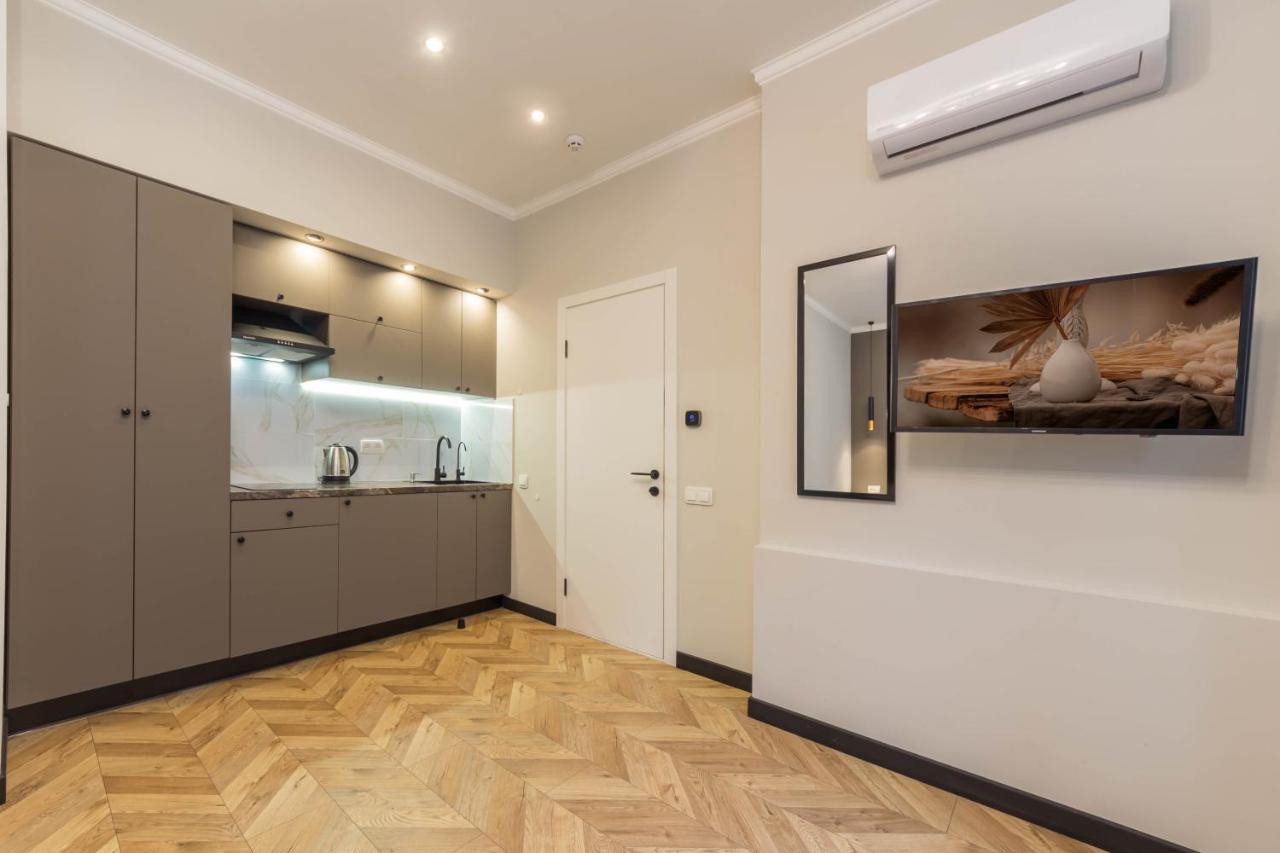 קייב Design Apartment On Mykhailivskyi Ln. 4 מראה חיצוני תמונה